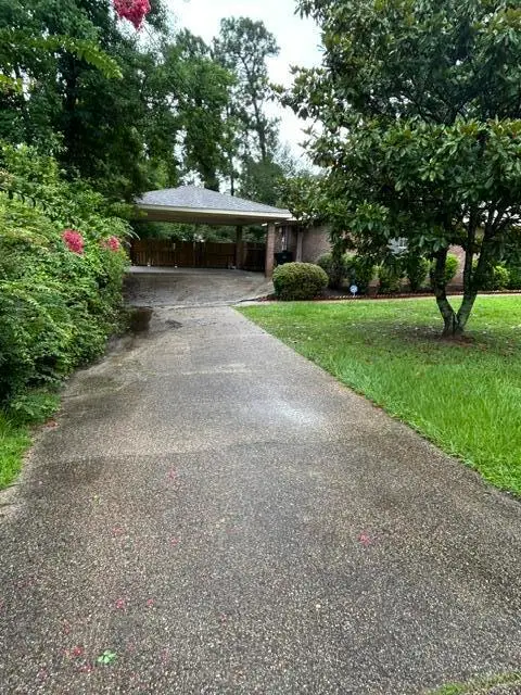 1106 Southeast, Hattiesburg, MS 39402 - #2