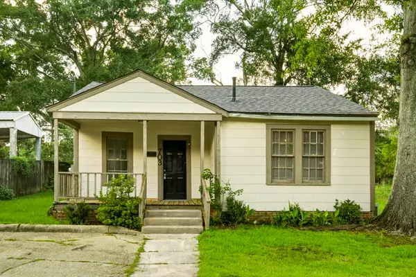 703 W Railroad St., Hattiesburg, MS 39401