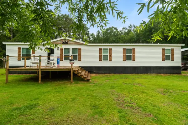 775 Wesley Bass Ln., Sumrall, MS 39482