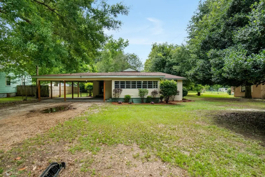 303 Bay St., Purvis, MS 39475 - #3