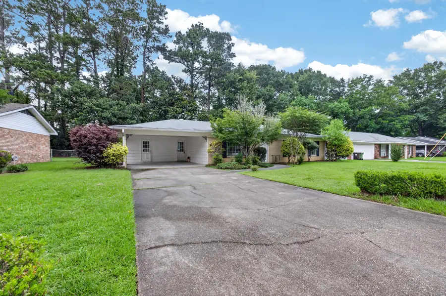 2909 Williamsburg Rd., Hattiesburg, MS 39402 - #3