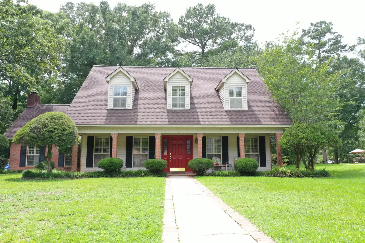 2 Heritage Trail, Laurel, MS 39440 - #1