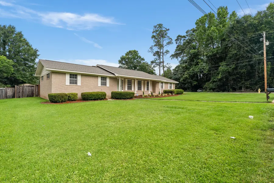 301 S 35th Ave., Hattiesburg, MS 39401 - #2