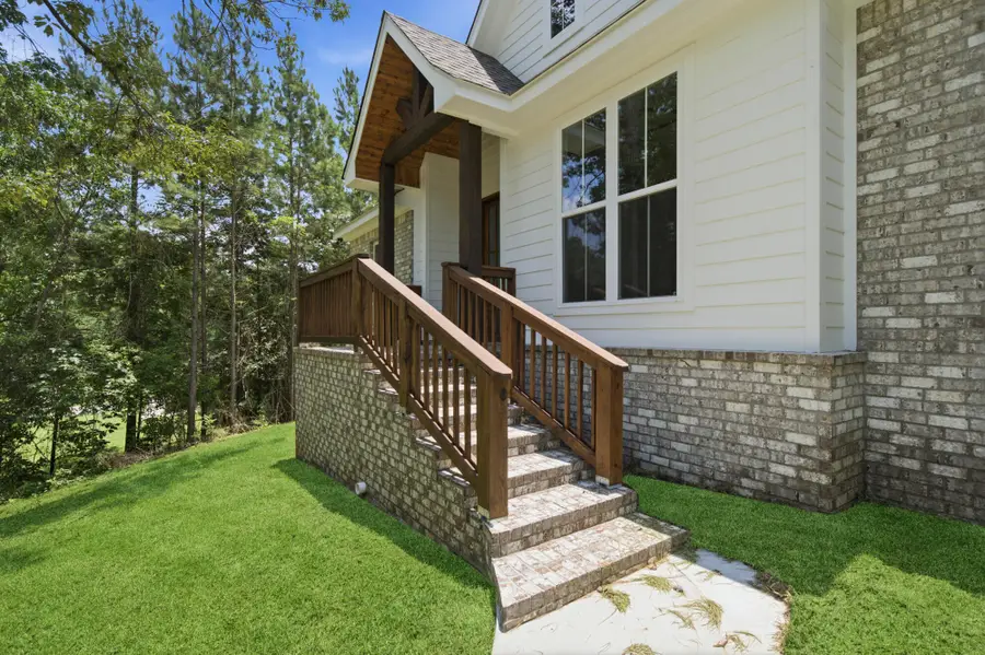 14 Shawnee Ln., Hattiesburg, MS 39402 - #2