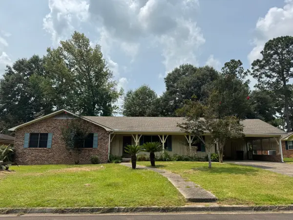 1511 Hickory Bend, Columbia, MS 39429