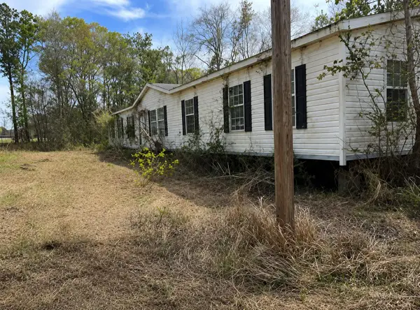 2 Cochran Rd., Richton, MS 39476