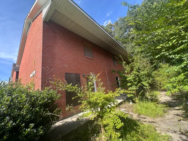 114 Ellis Dr., Hattiesburg, MS 39401