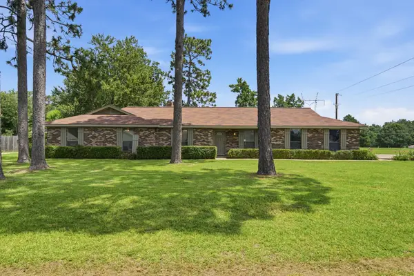 103 Robin Hood Dr., Petal, MS 39465