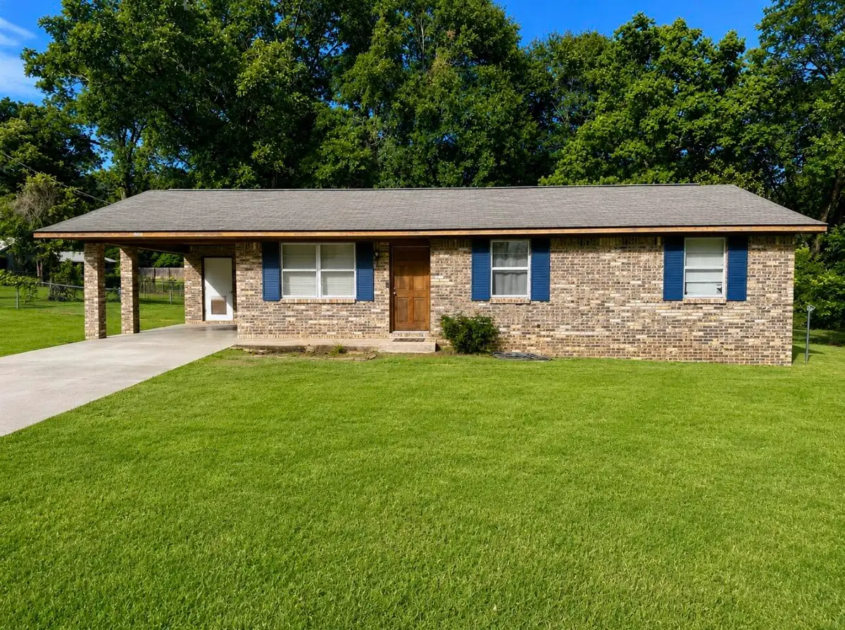 100 Northwood Dr., Quitman, MS 39355 - #1