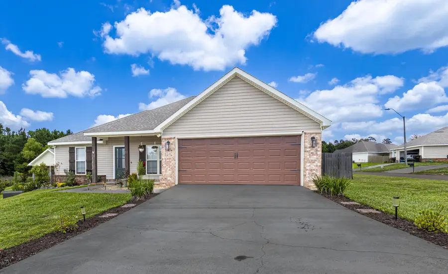 51 Cosmos, Hattiesburg, MS 39402 - #2