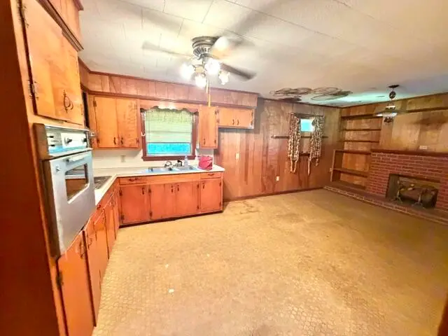 13 E Marion St., Foxworth, MS 39483 - #3