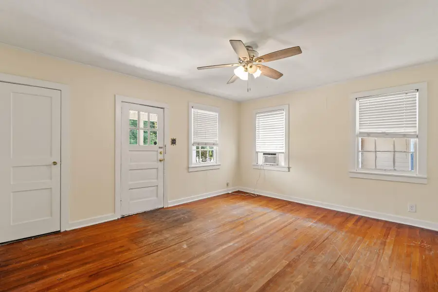 201 S 12th Ave., Hattiesburg, MS 39401 - #2