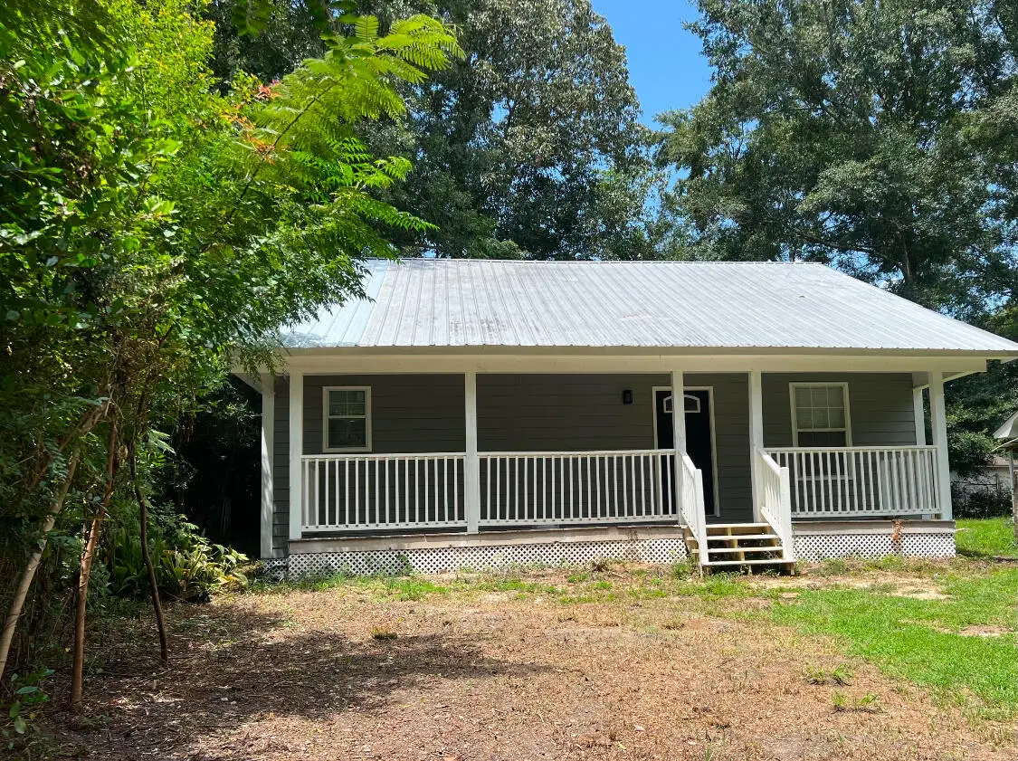 709 Pine St., Purvis, MS 39475 - #1