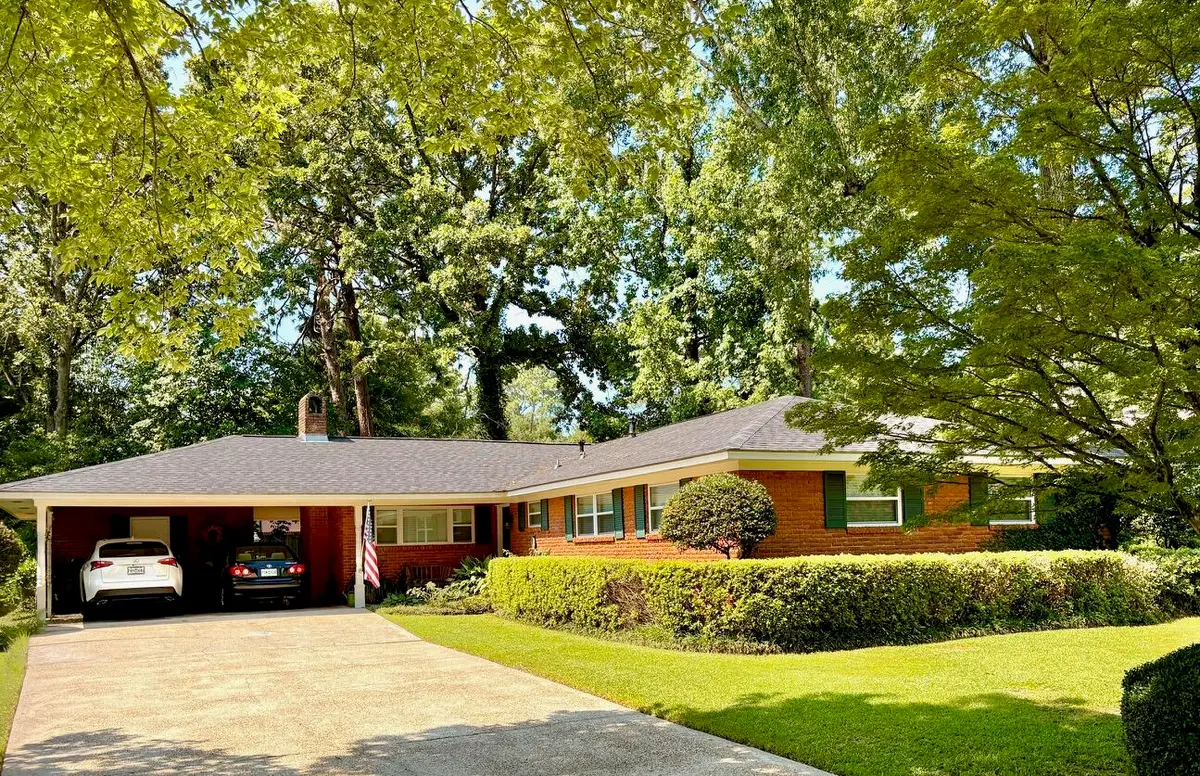 320 Emerson Dr., Hattiesburg, MS 39401 - #1