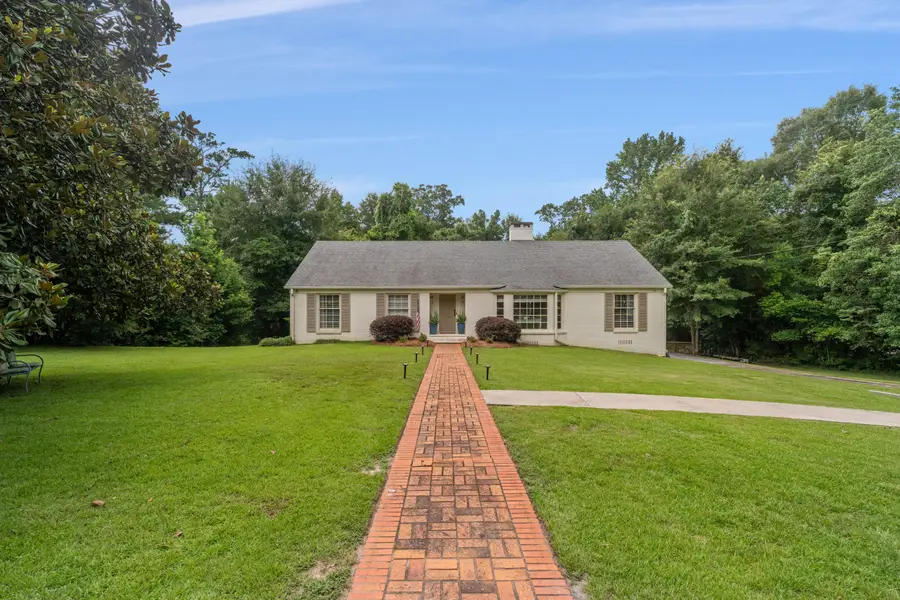 724 15th St., Laurel, MS 39440 - #3