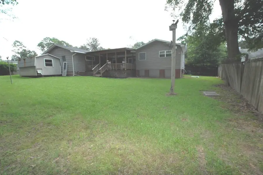 1211 Carter Dr., Hattiesburg, MS 39402 - #3