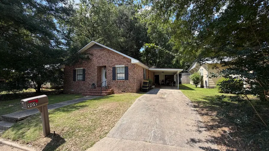 909 Porter St., Columbia, MS 39429 - #2