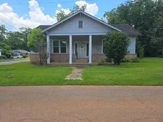 825 Church St., Lucedale, MS 39452
