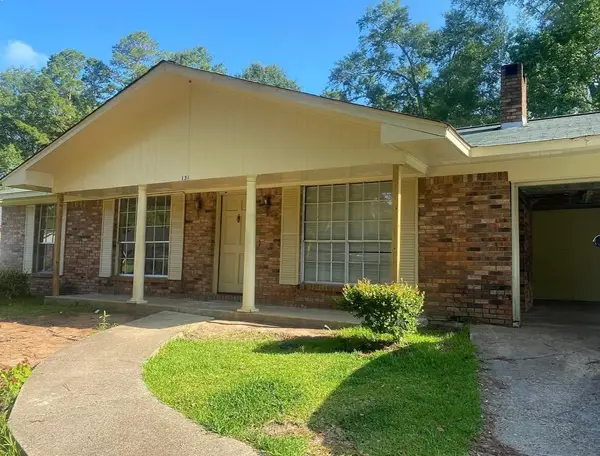 134 Northwest, Hattiesburg, MS 39401