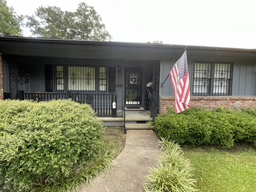 1172 W 20th St., Laurel, MS 39440 - #3