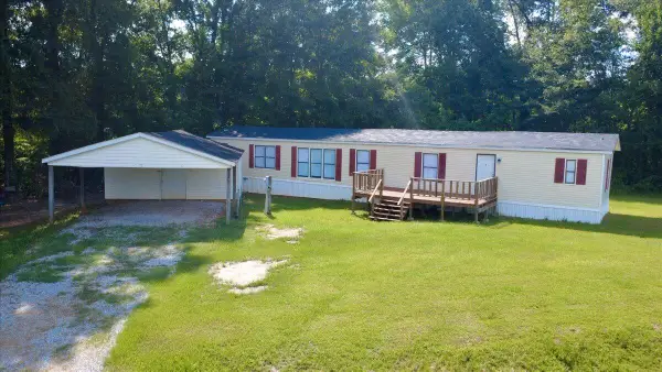 33 Ruger Rd., Petal, MS 39465