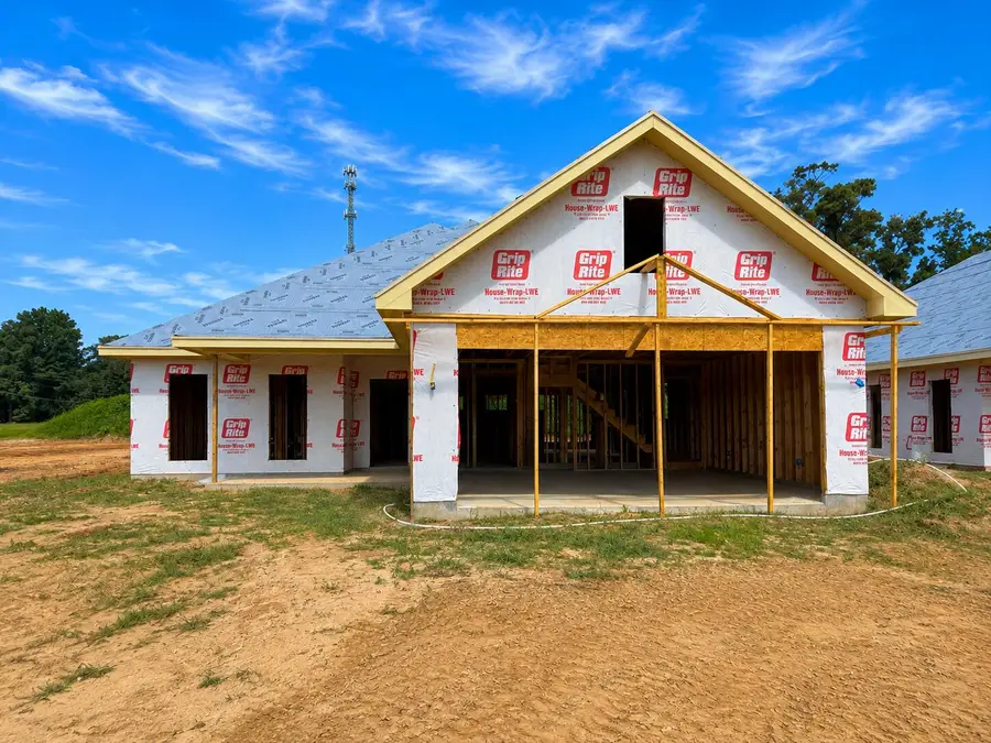 19 Maize Field Dr., Hattiesburg, MS 39402 - #3