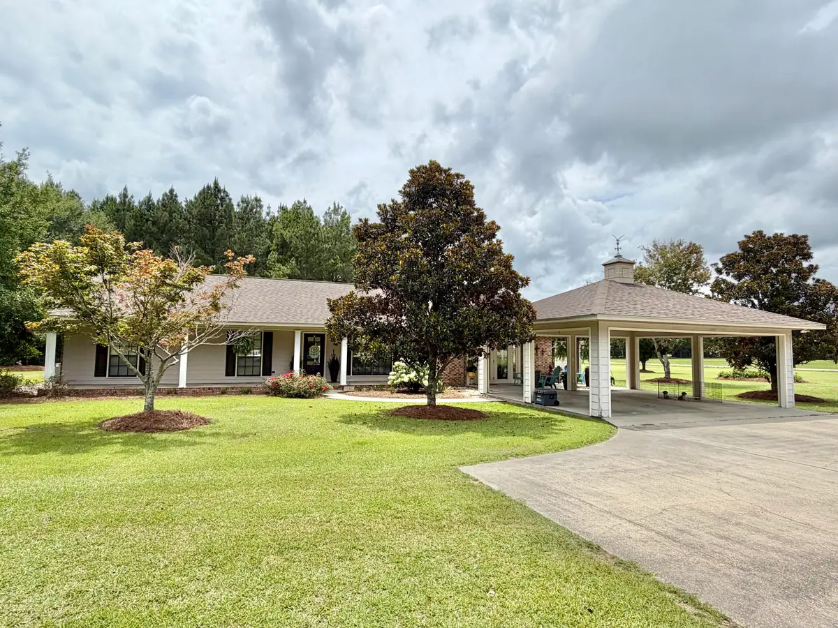 10 Airport Rd., Columbia, MS 39429 - #1