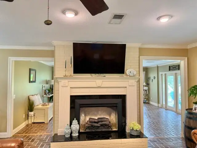 10 Airport Rd., Columbia, MS 39429 - #3