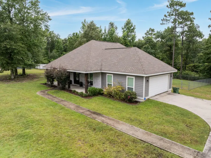 595 Nellwood Dr., Hattiesburg, MS 39402 - #3