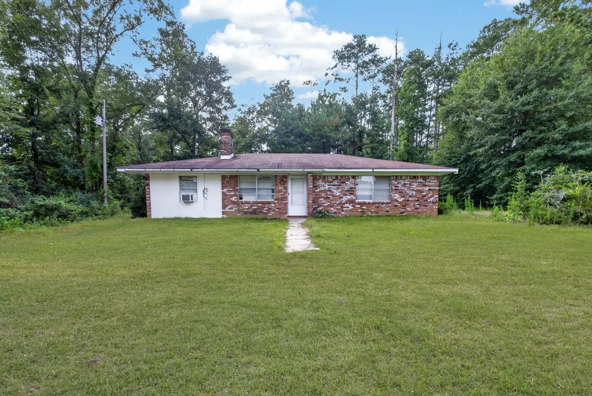 921 Crooked Creek, Silver Creek, MS 39663 - #1