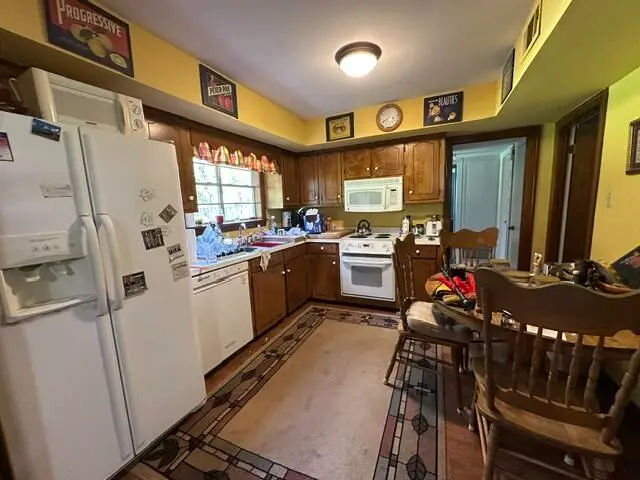 910 S 34th Ave., Hattiesburg, MS 39402 - #3