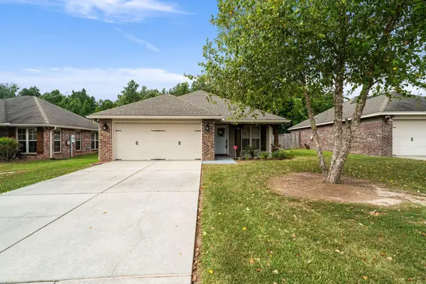 96 Hawthorne Dr., Hattiesburg, MS 39402