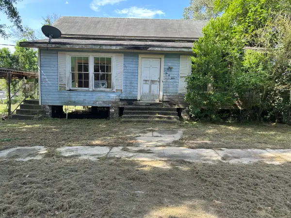 203 W 10th Ave., Lumberton, MS 39455