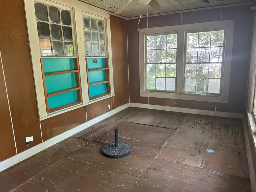 203 W 10th Ave., Lumberton, MS 39455 - #2