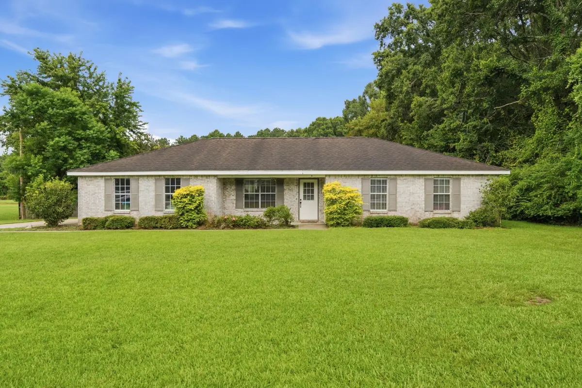 32 Corinth Rd., Petal, MS 39465 - #1