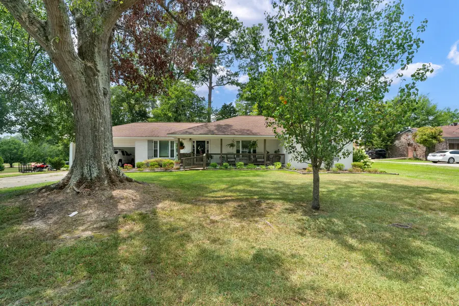 603 S South 1st, Collins, MS 39428 - #2