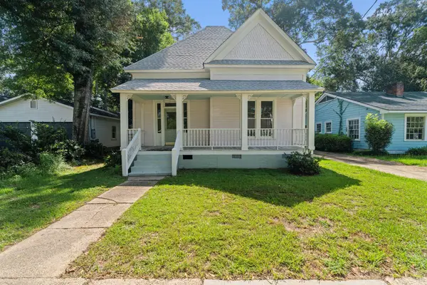 612 Oak Ave., Columbia, MS 39429