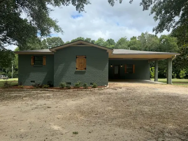94 Hines, Laurel, MS 39443