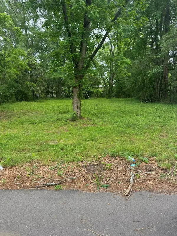 1227 S 17th Ave., Laurel, MS 39440