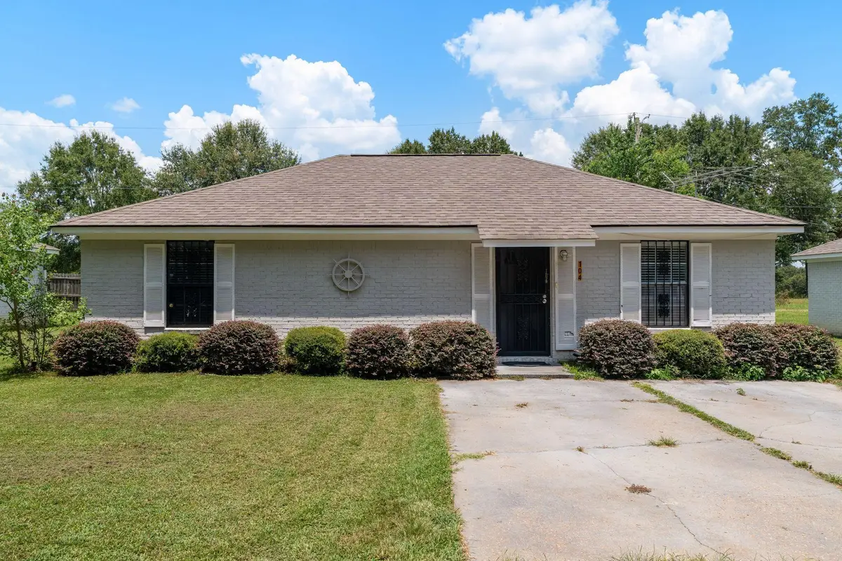 104 Kadens Kove, Magee, MS 39111 - #1