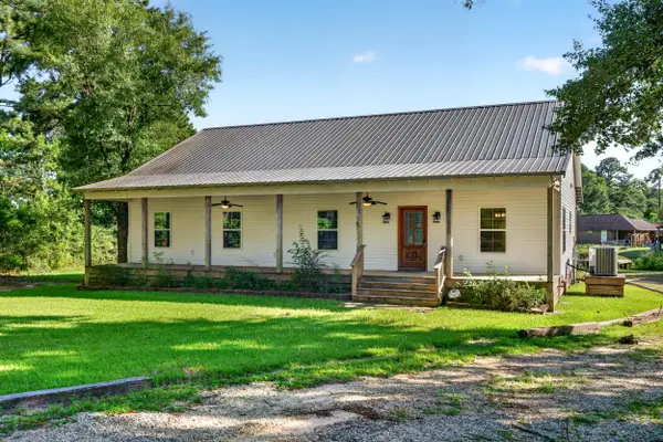 18 Harbor Ln., Carriere, MS 39426
