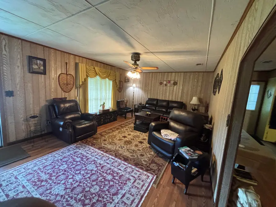 1150 Trace Rd., Laurel, MS 39443 - #2