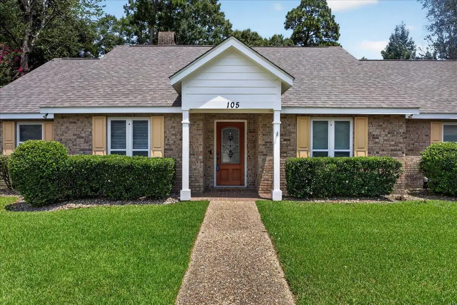 105 Wellington Cir., Hattiesburg, MS 39402 - #2