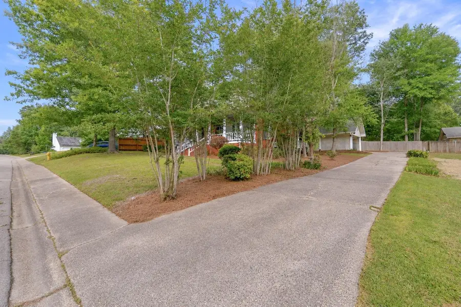 207 Kensington Dr., Hattiesburg, MS 39402 - #3
