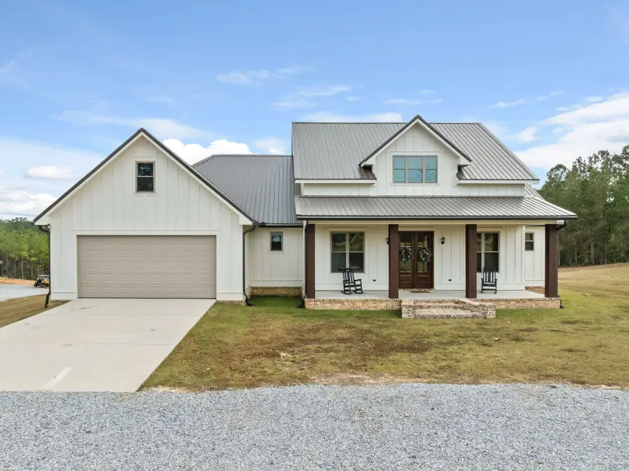3830 Rocky Branch Rd., Sumrall, MS 39482 - #3