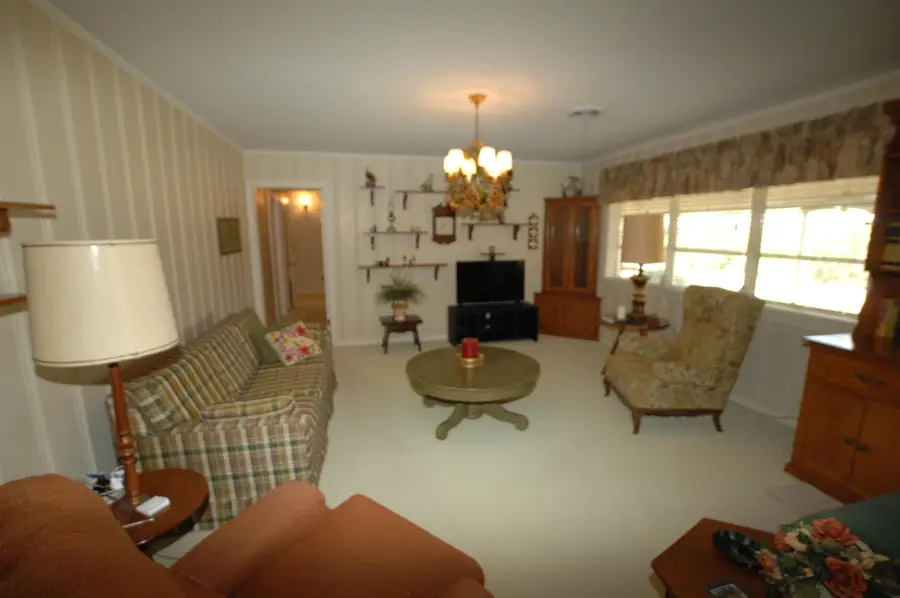 1554 Lyncrest Ave., Columbia, MS 39429 - #3