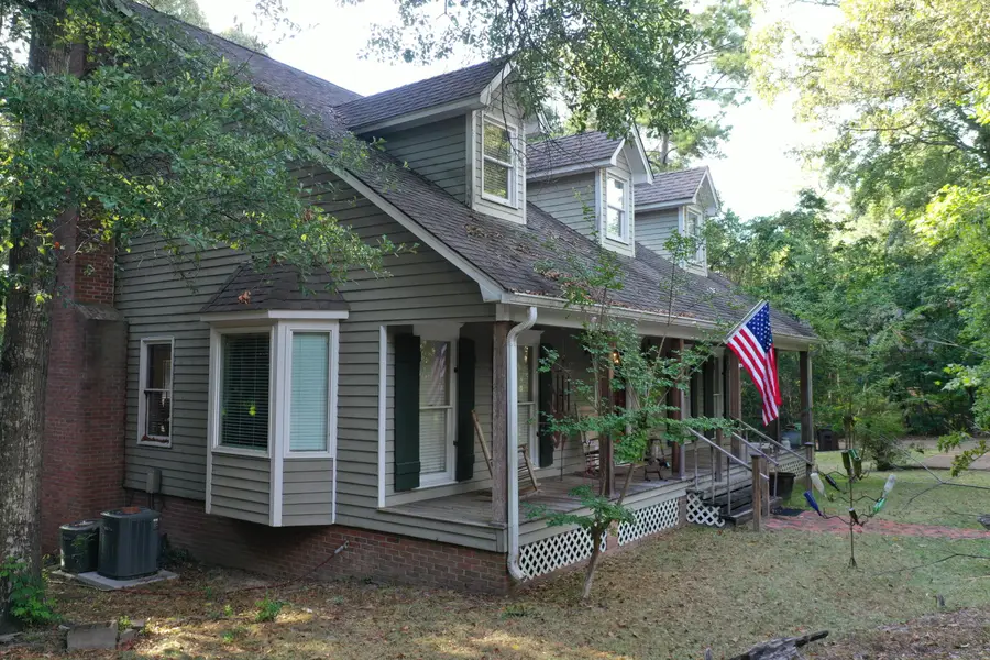 115 Dogwood Dr., Hattiesburg, MS 39402 - #2