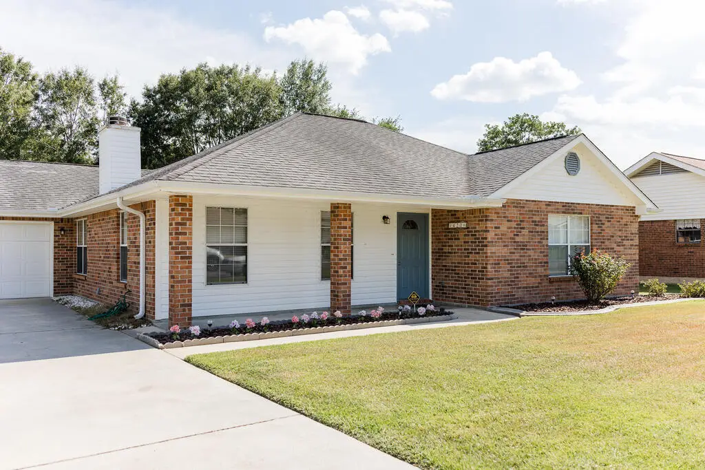 420 Country Club Dr., Picayune, MS 39466 - #1
