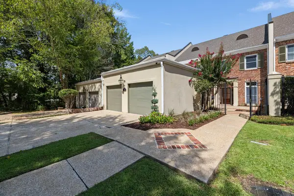 38 Emerald Row, Hattiesburg, MS 39402
