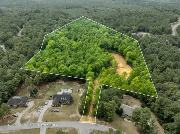 9 N Fork Dr., Petal, MS 39465